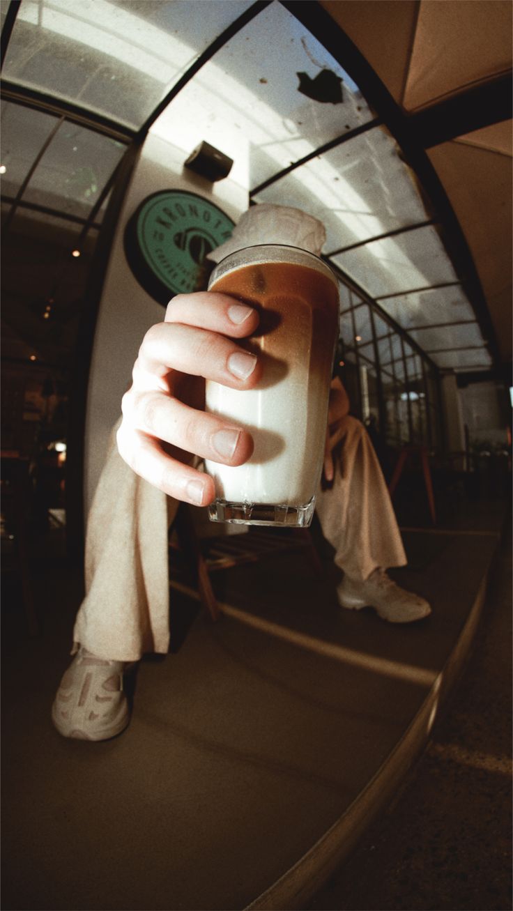 WeAreCoffee — visuel mobile